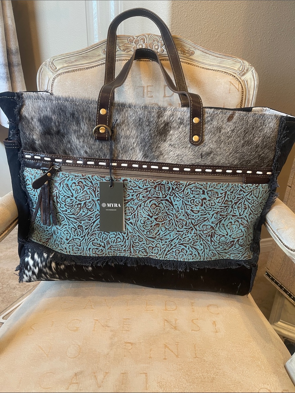 Myra-Seagrass Weekender /
Actual Bag